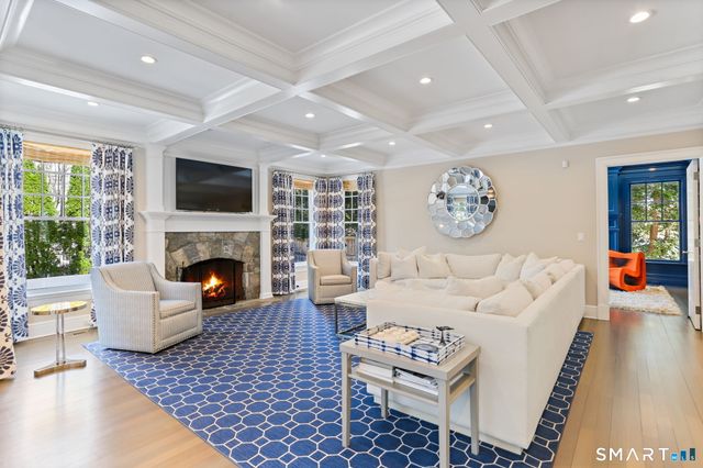 1 Bramble Lane, Greenwich, CT 06878