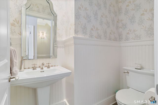 1 Bramble Lane, Greenwich, CT 06878