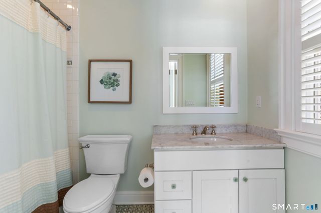 1 Bramble Lane, Greenwich, CT 06878