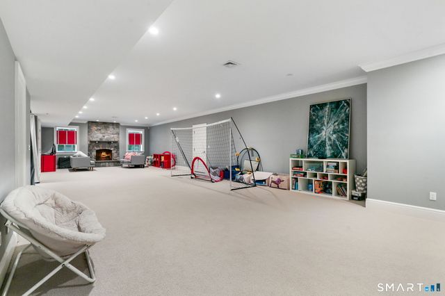 1 Bramble Lane, Greenwich, CT 06878