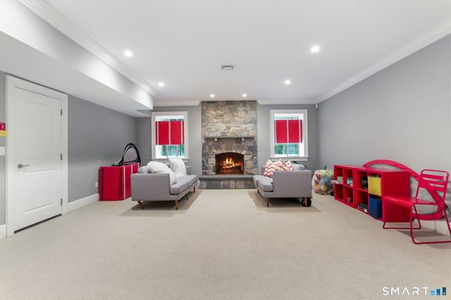 1 Bramble Lane, Greenwich, CT 06878