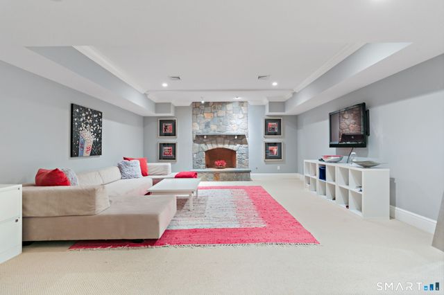 1 Bramble Lane, Greenwich, CT 06878