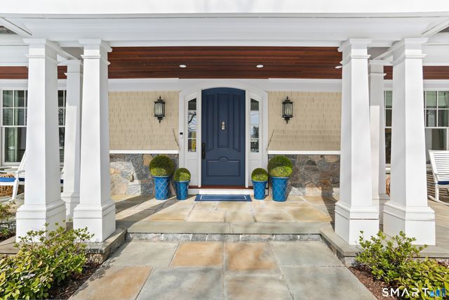 1 Bramble Lane, Greenwich, CT 06878