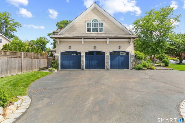 1 Bramble Lane, Greenwich, CT 06878