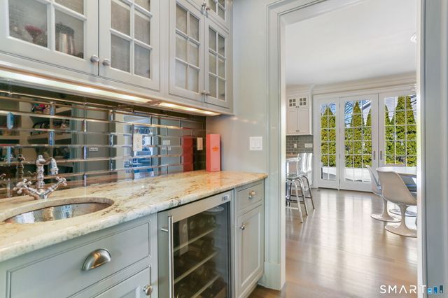 1 Bramble Lane, Greenwich, CT 06878