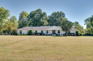 514 Davis Dr, Brentwood, TN 37027