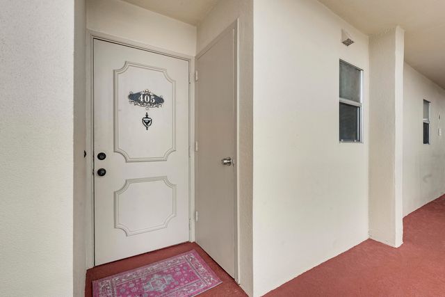 3755 Via Poinciana, Greenacres, FL 33467