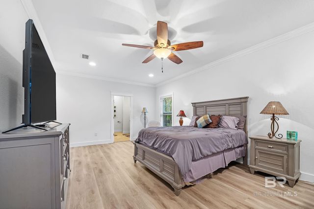 5083 Skiff Lane, Gulf Shores, AL 36542