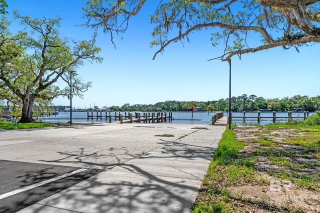 5083 Skiff Lane, Gulf Shores, AL 36542