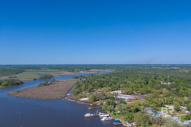 5083 Skiff Lane, Gulf Shores, AL 36542