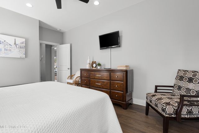 12228 Fishermans Trail, Gulfport, MS 39503