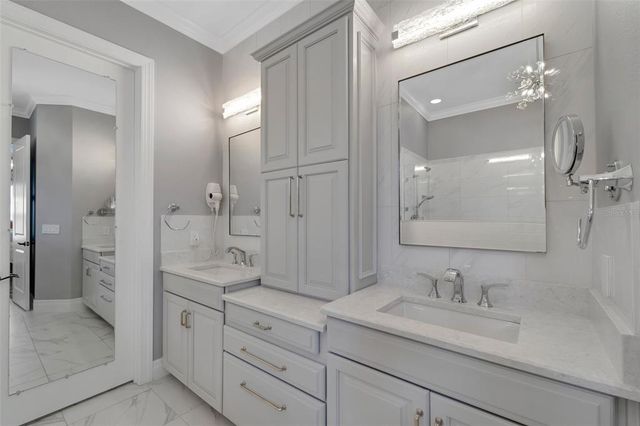 5469 LAMPIASI STREET, Sarasota, FL 34238