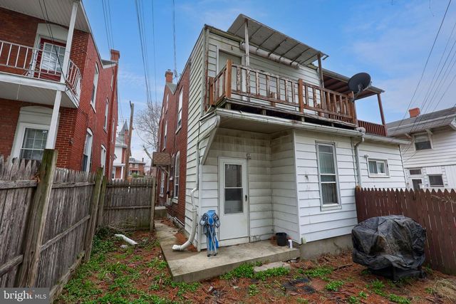 135 S 11TH ST, Lebanon, PA 17042