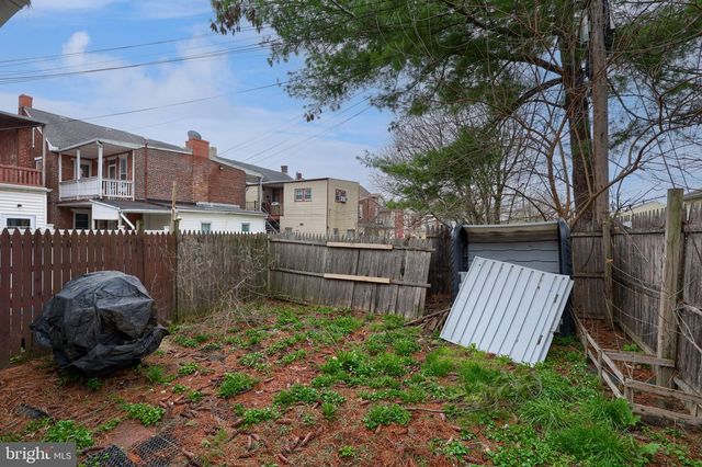 135 S 11TH ST, Lebanon, PA 17042