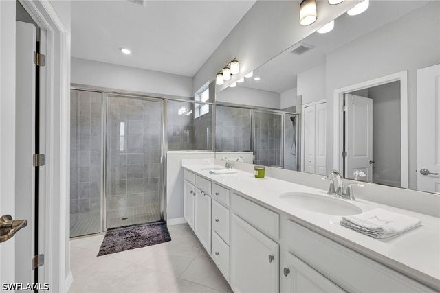 2622 Scarlet WAY, Naples, FL 34120