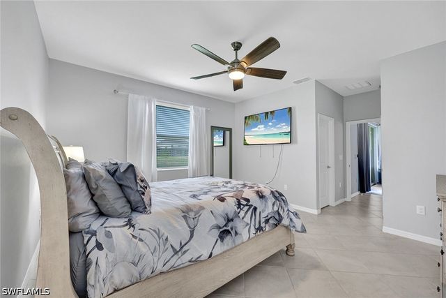 2622 Scarlet WAY, Naples, FL 34120