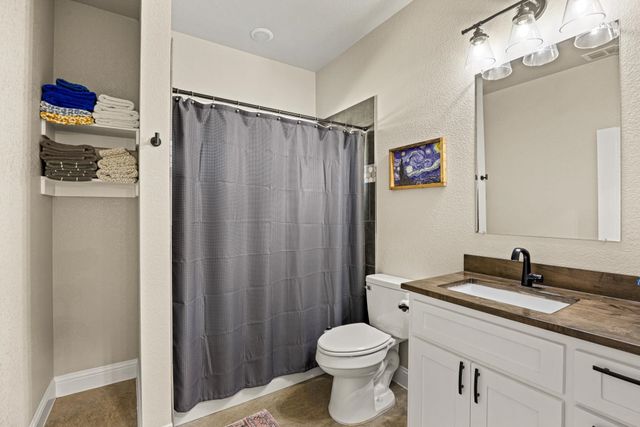 1445 Lakeside Drive, Bluff Dale, TX 76433