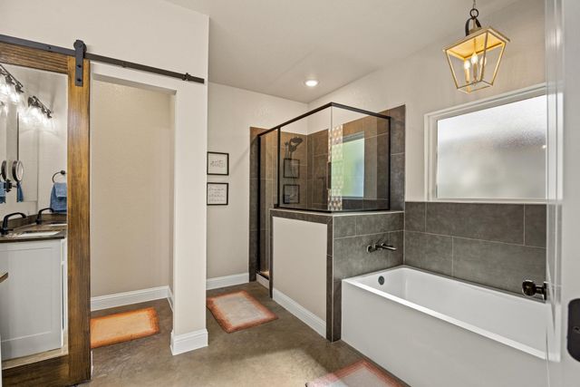 1445 Lakeside Drive, Bluff Dale, TX 76433