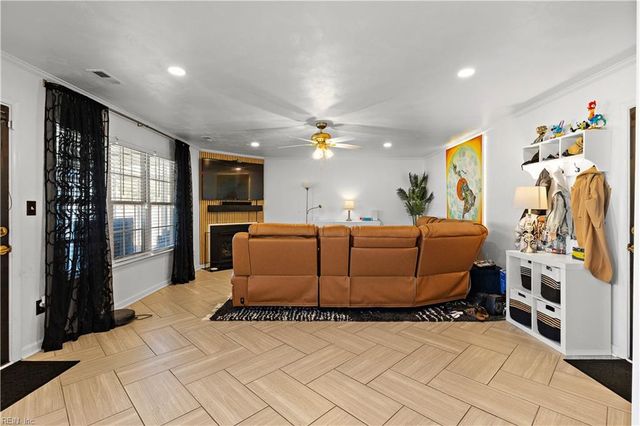 3528 Cedar LN, Portsmouth, VA 23703