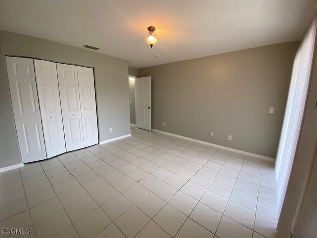 4543 20th ST SW, Lehigh Acres, FL 33973