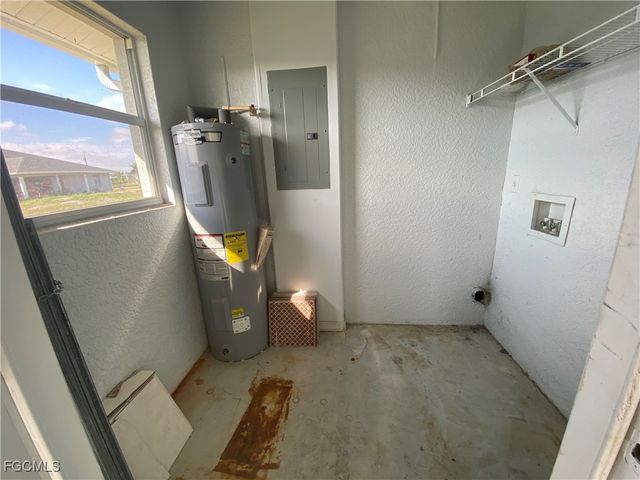 4543 20th ST SW, Lehigh Acres, FL 33973