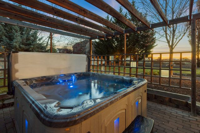 1710 Harmony Lane, Klamath Falls, OR 97601