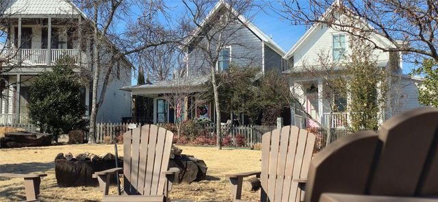 31 Firefly Lane, Carlton Landing, OK 74432