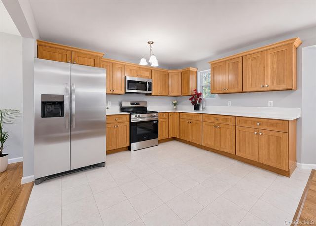 74 Alcolade Drive E, Shirley, NY 11967