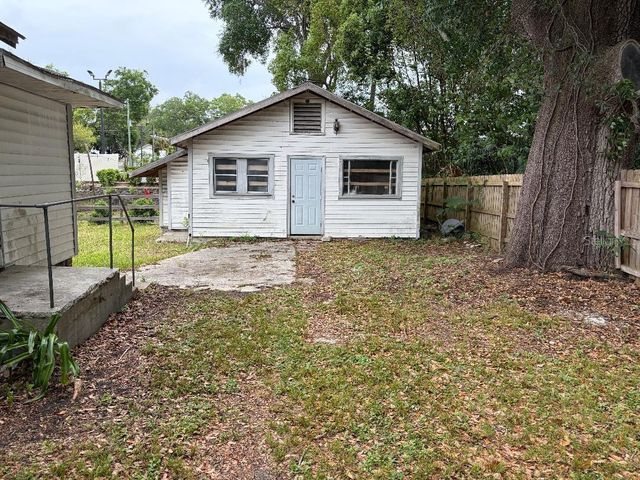 31 NW 4TH STREET, Williston, FL 32696
