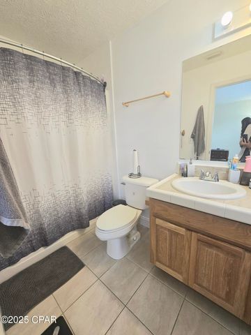 1913 Laurel Avenue A, Panama City, FL 32405