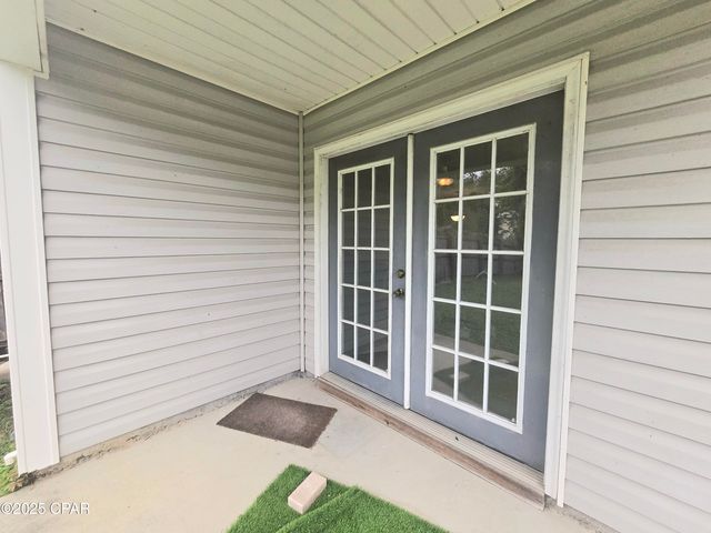 1913 Laurel Avenue A, Panama City, FL 32405