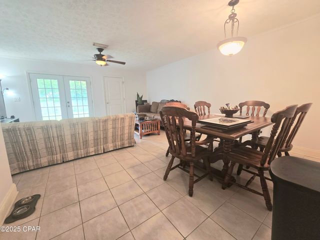 1913 Laurel Avenue A, Panama City, FL 32405
