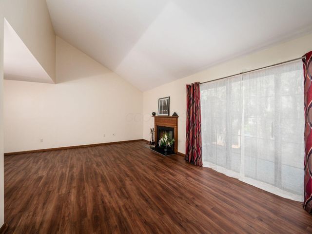 2120 Willowick Drive, B, Columbus, OH 43229