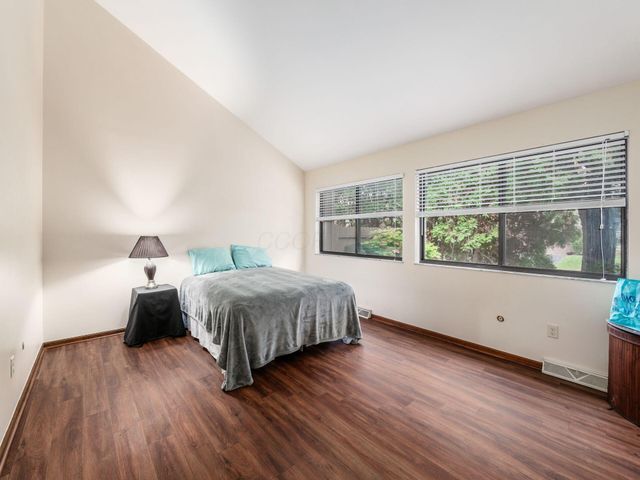 2120 Willowick Drive, B, Columbus, OH 43229