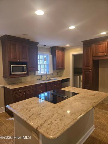 701 S Broad Street, Robersonville, NC 27871