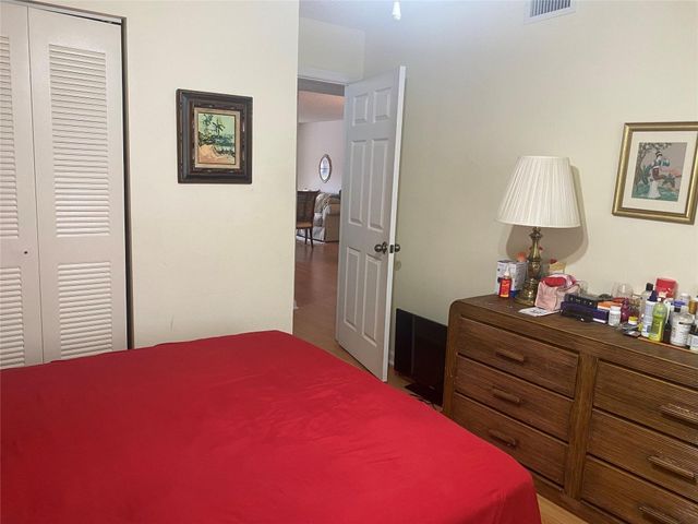 7280 S Devon Drive 208, Fort Lauderdale, FL 33321