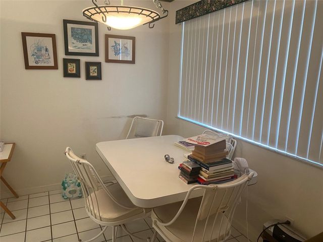 7280 S Devon Drive 208, Fort Lauderdale, FL 33321