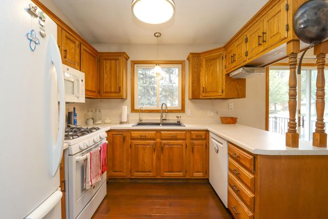 149 Mary Circle, North Mankato, MN 56003