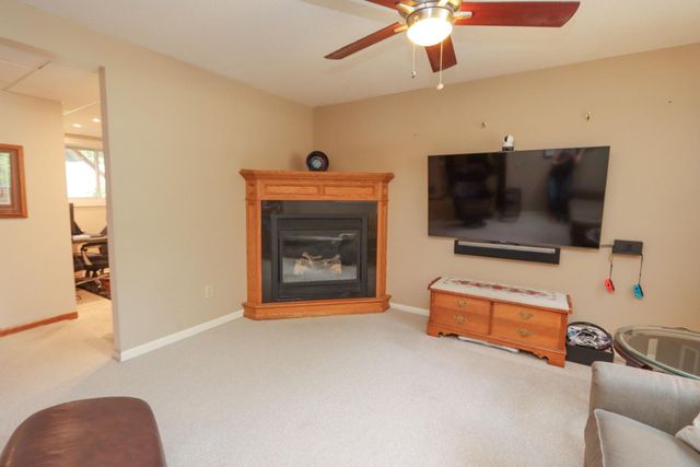 149 Mary Circle, North Mankato, MN 56003