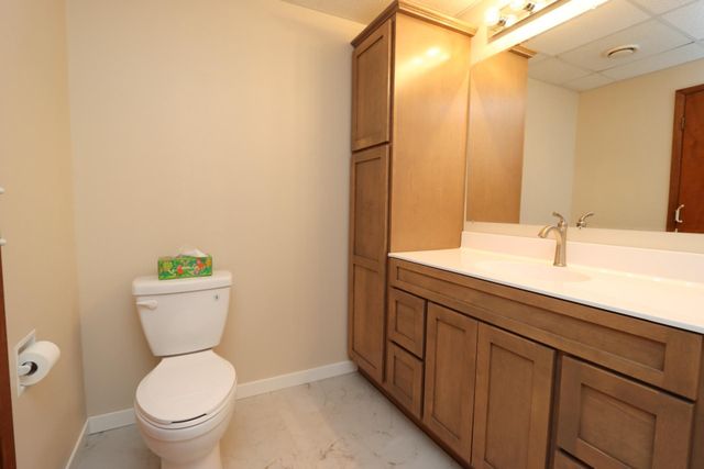 149 Mary Circle, North Mankato, MN 56003