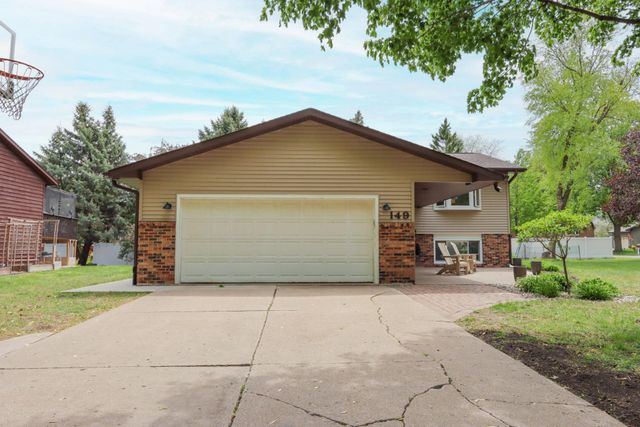 149 Mary Circle, North Mankato, MN 56003