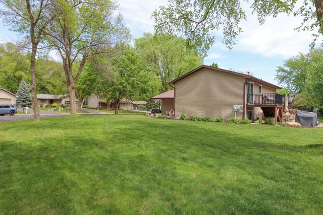 149 Mary Circle, North Mankato, MN 56003