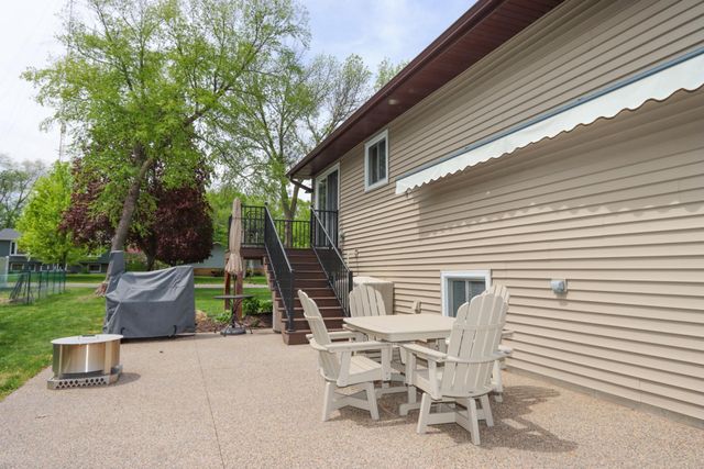 149 Mary Circle, North Mankato, MN 56003