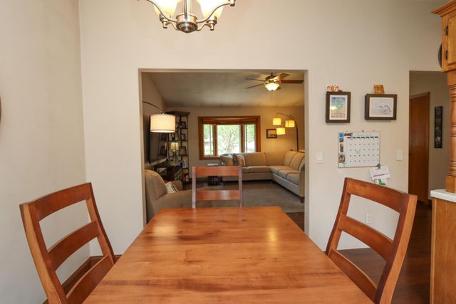 149 Mary Circle, North Mankato, MN 56003