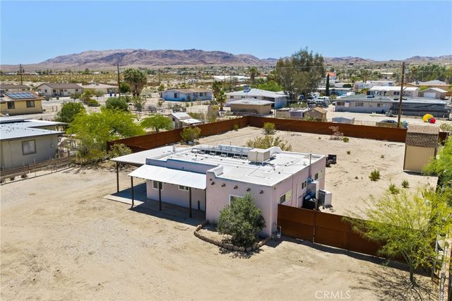 74401 Pinon, 29 Palms, CA 92277
