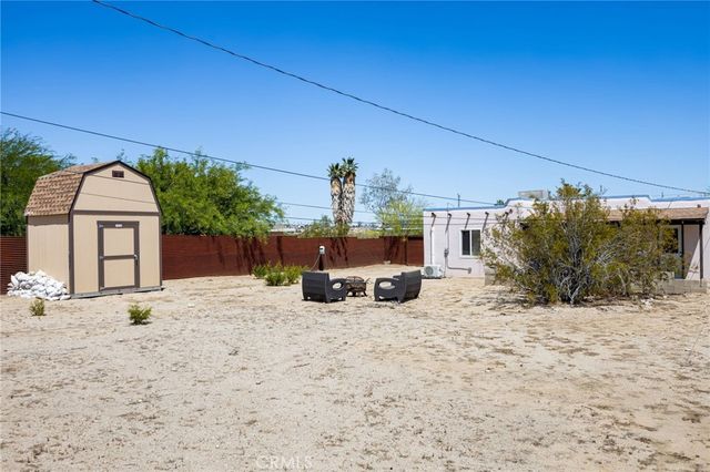 74401 Pinon, 29 Palms, CA 92277