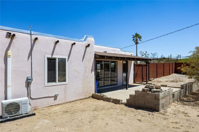 74401 Pinon, 29 Palms, CA 92277