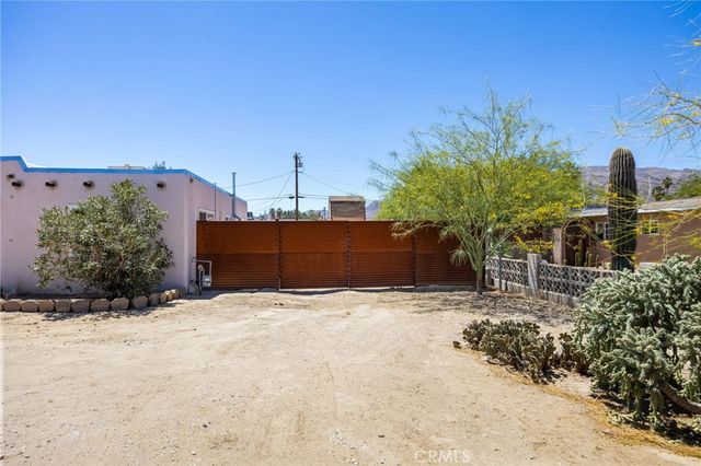 74401 Pinon, 29 Palms, CA 92277