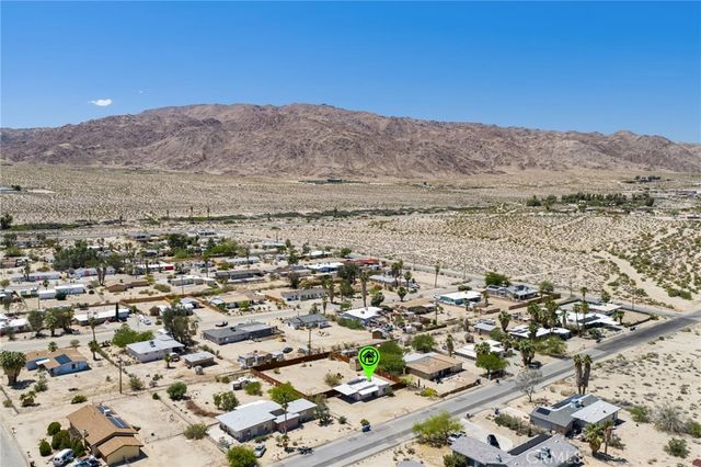 74401 Pinon, 29 Palms, CA 92277
