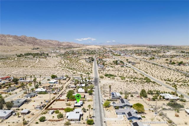 74401 Pinon, 29 Palms, CA 92277
